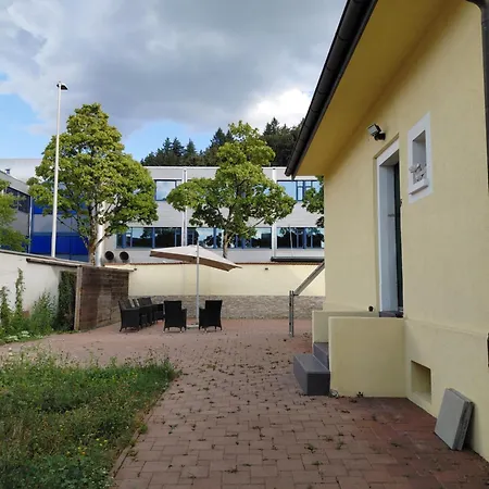 Bern Room Hostel *